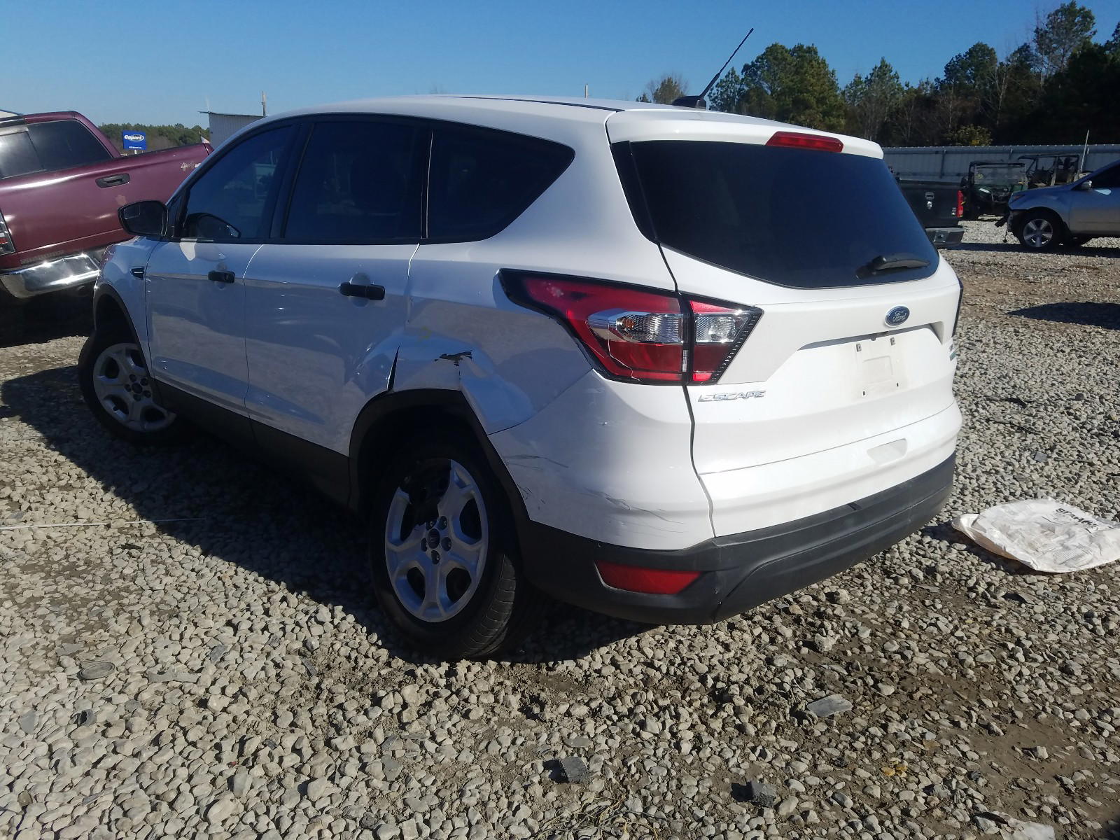 Photo 3 from auction – 2018 FORD ESCAPE S with VIN 1FMCU0F75JUB20386