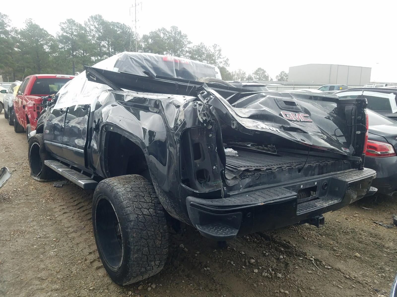 Photo 3 from auction – 2015 GMC SIERRA K15 with VIN 3GTU2VEC6FG321153