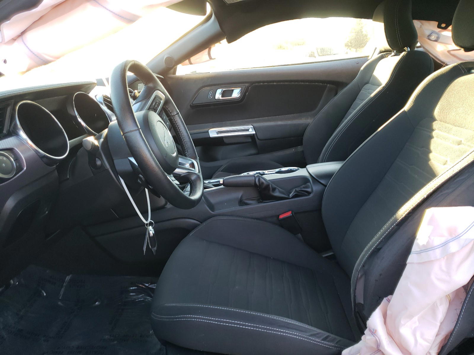 Photo 5 from auction – 2017 FORD MUSTANG with VIN 1FA6P8TH2H5226308