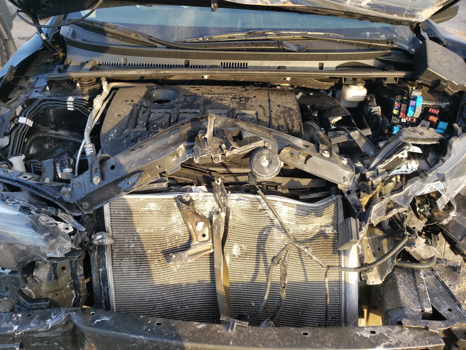 Photo 7 from auction – 2019 TOYOTA COROLLA L with VIN 5YFBURHEXKP920387