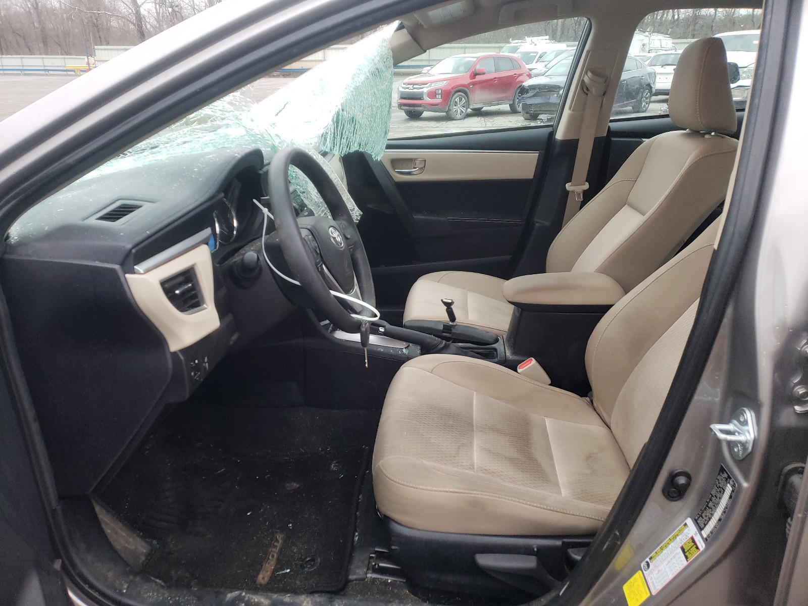 Photo 5 from auction – 2015 TOYOTA COROLLA L with VIN 2T1BURHE6FC386200