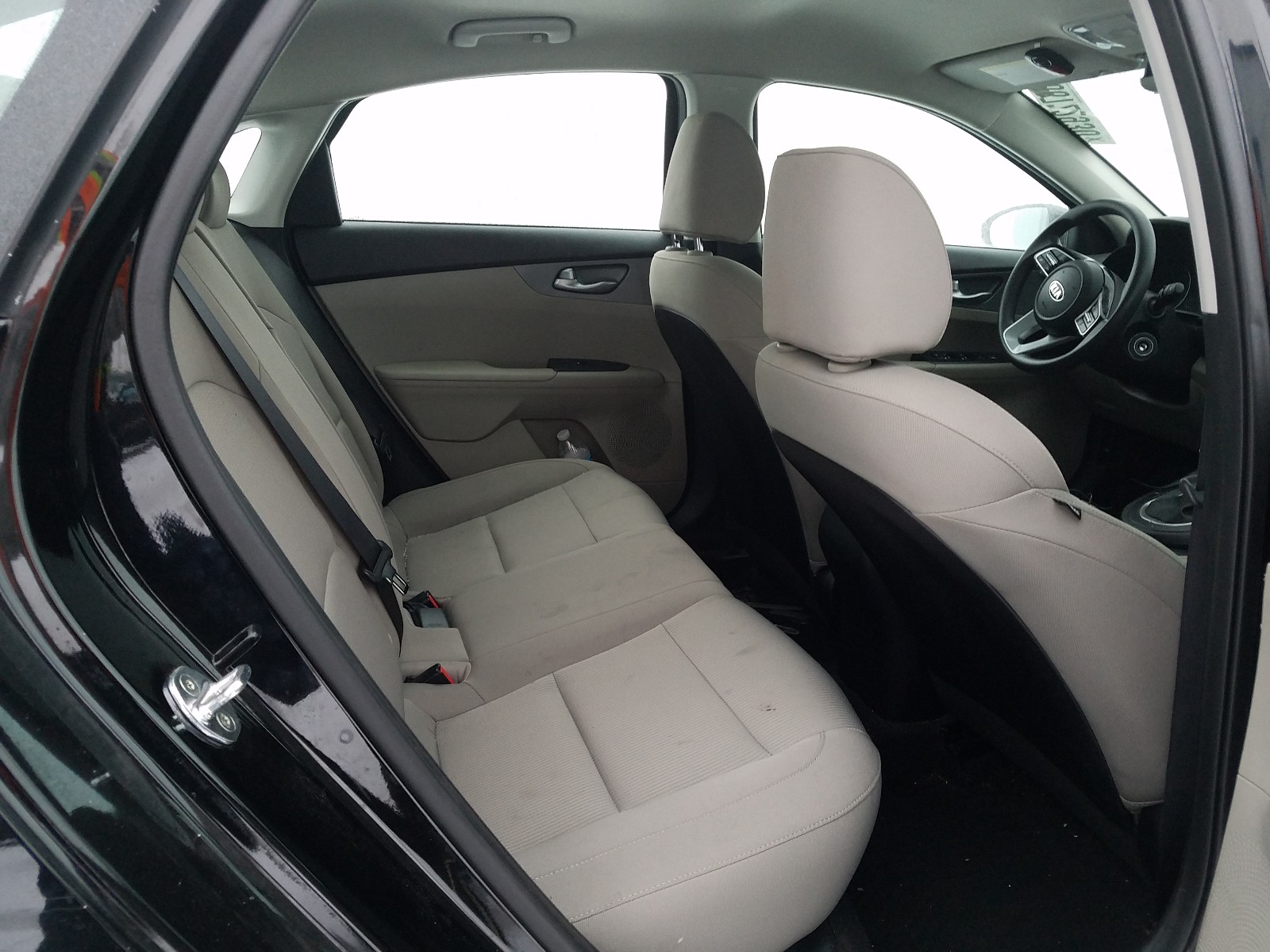 Photo 6 from auction – 2019 KIA FORTE FE with VIN 3KPF24AD4KE135179