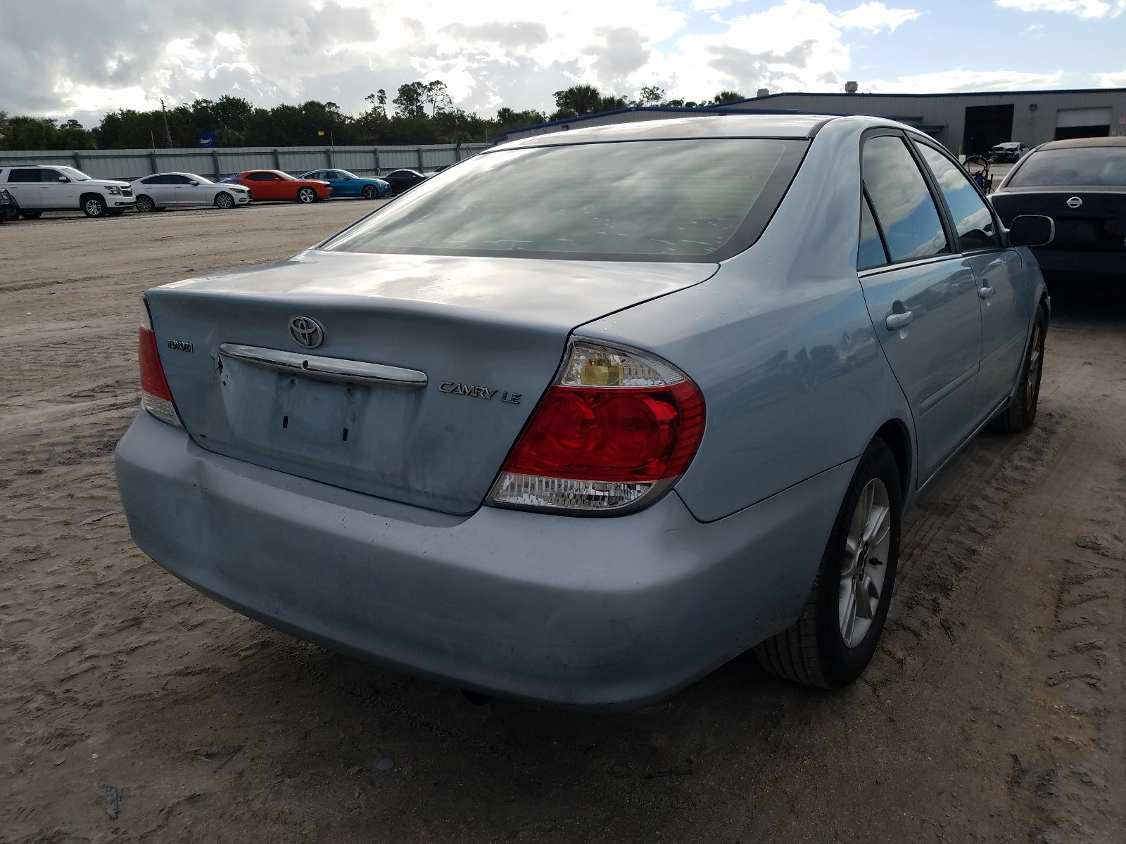 Photo 4 from auction – 2006 TOYOTA CAMRY LE with VIN 4T1BE32K66U716988