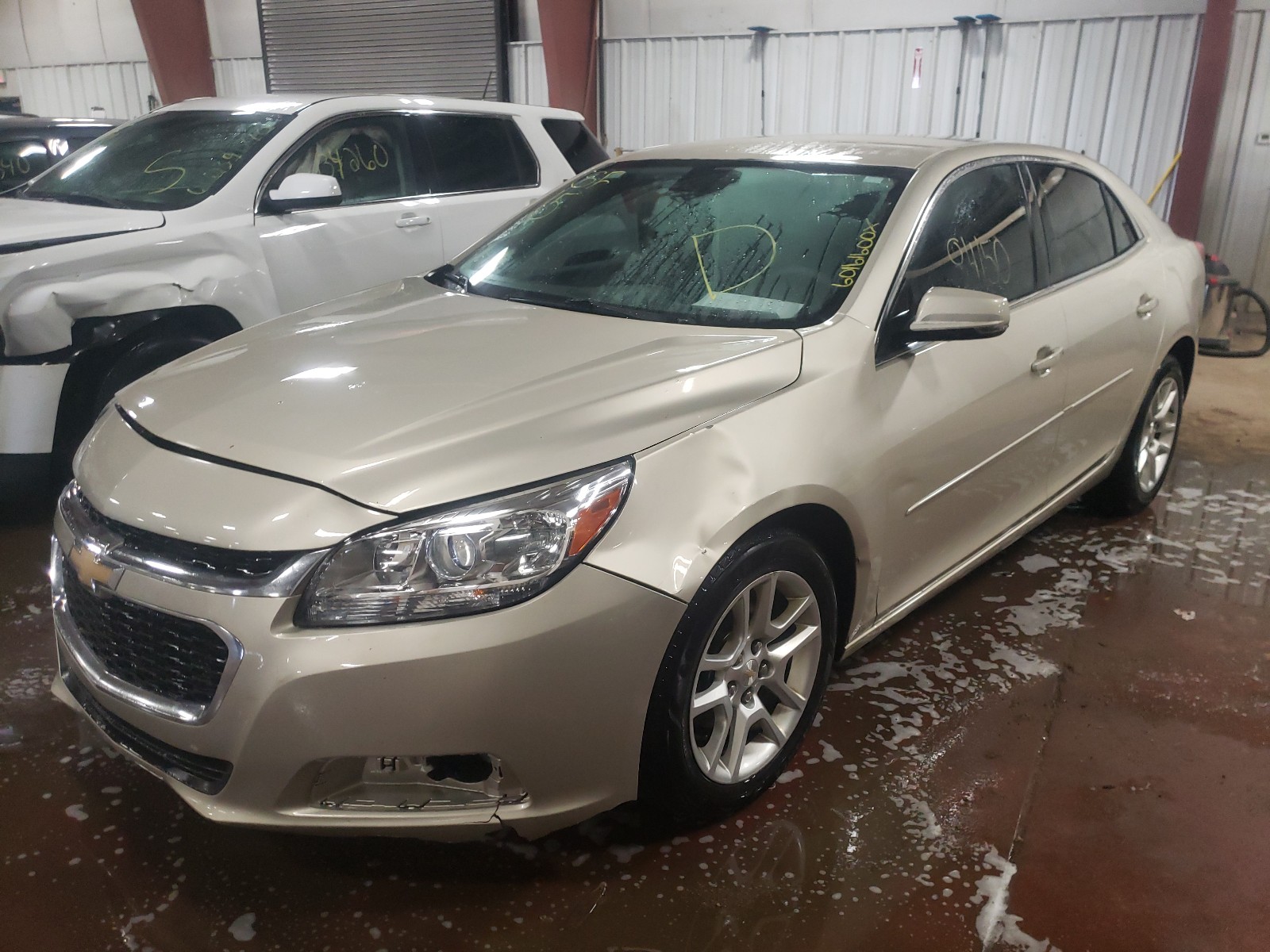 Photo 2 from auction – 2015 CHEVROLET MALIBU 1LT with VIN 1G11C5SL1FF271132