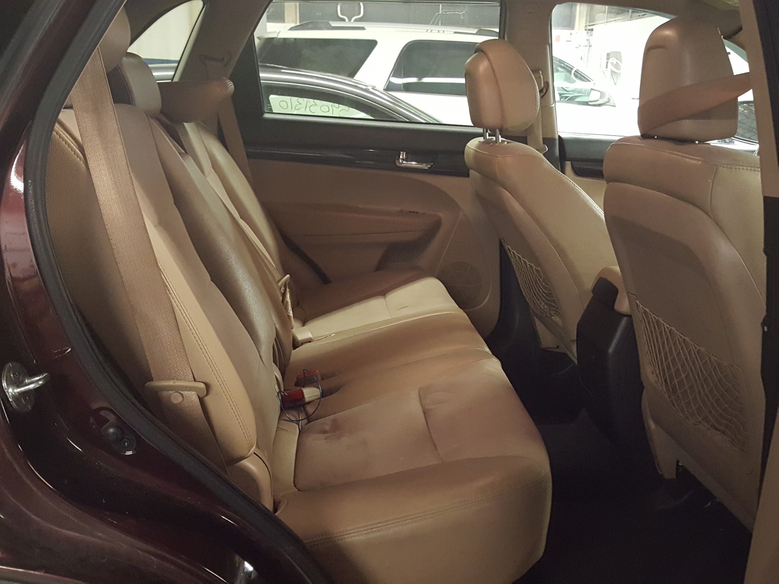 Photo 6 from auction – 2012 KIA SORENTO EX with VIN 5XYKUCA63CG242622