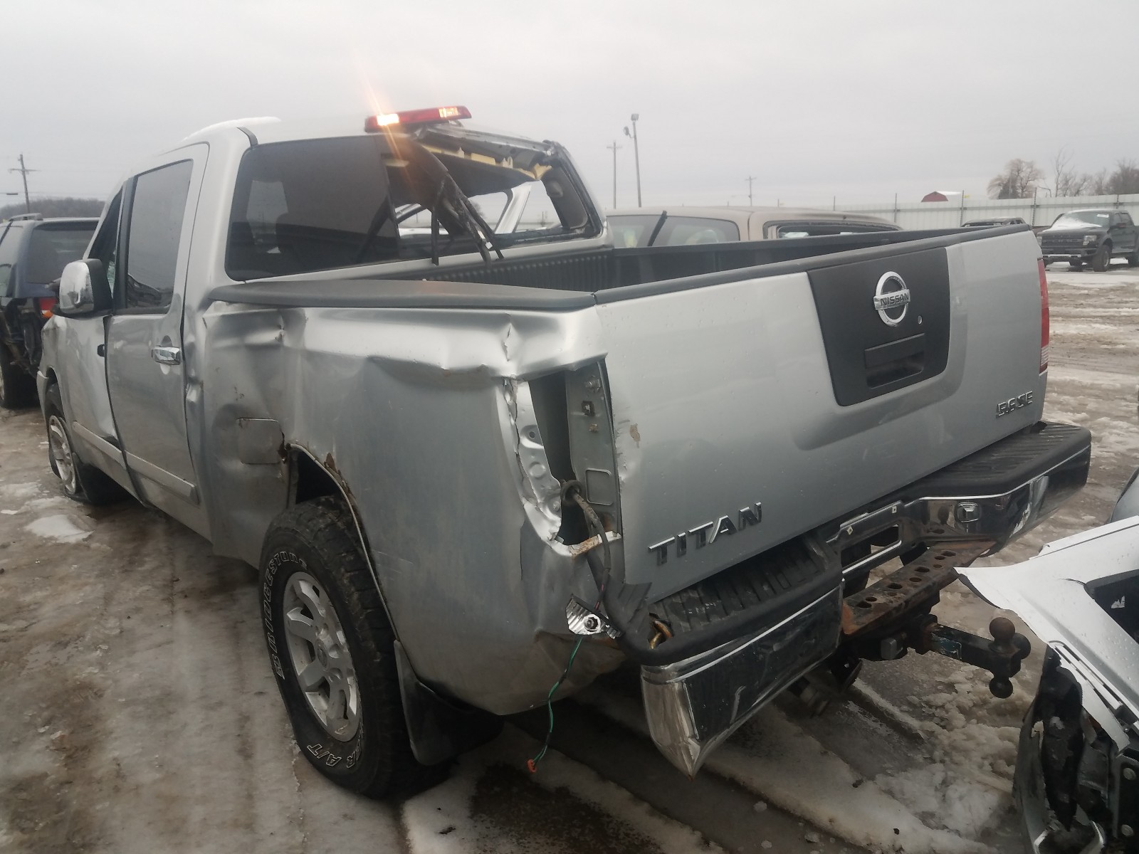 Photo 3 from auction – 2004 NISSAN TITAN with VIN 1N6AA07B54N566010
