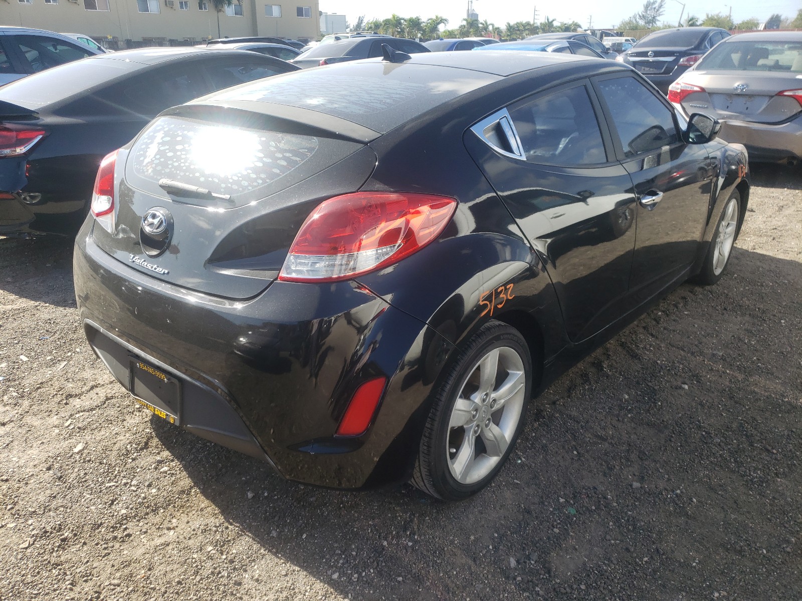 Photo 4 from auction – 2012 HYUNDAI VELOSTER with VIN KMHTC6ADXCU051149
