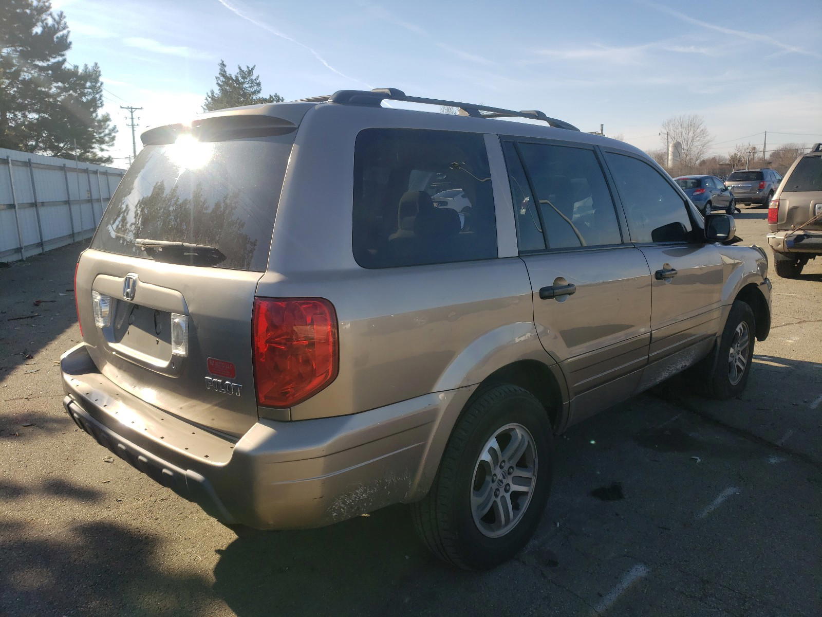 Photo 4 from auction – 2003 HONDA PILOT EX with VIN 2HKYF18423H536728