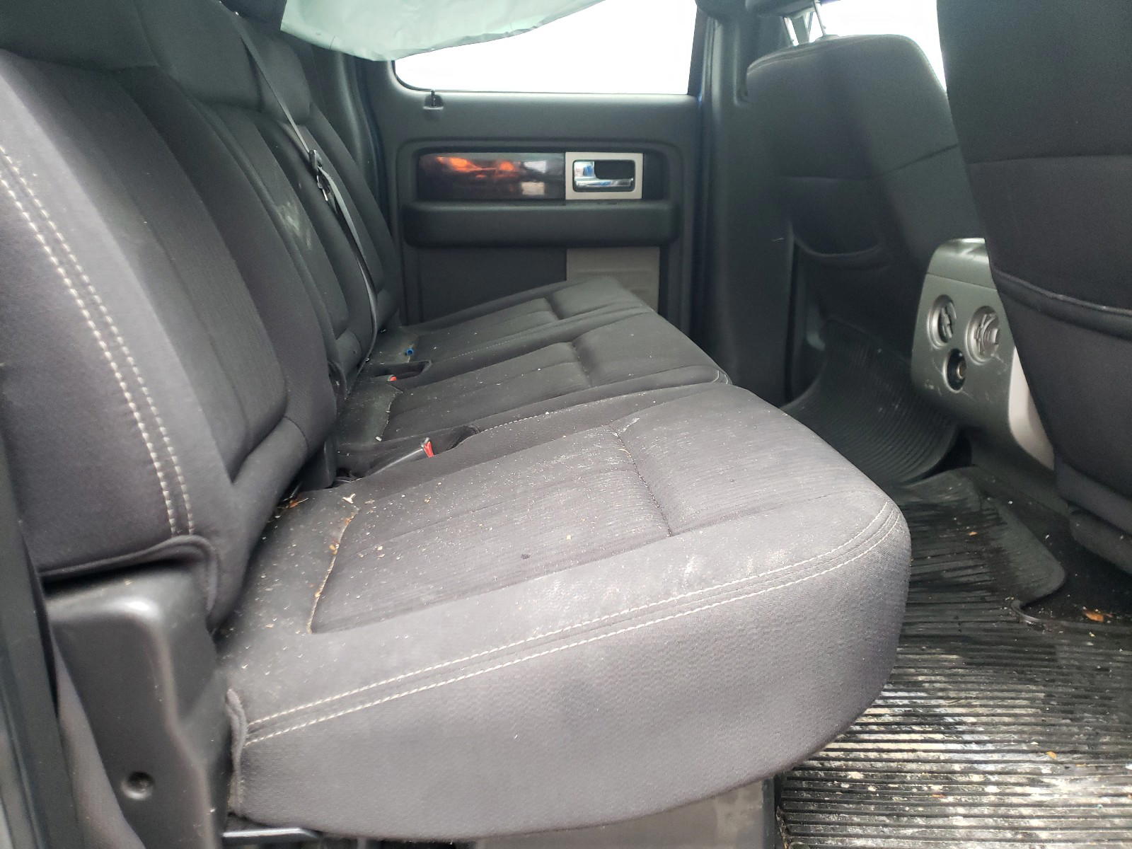 Photo 6 from auction – 2010 FORD F150 SUPER with VIN 1FTFW1EV8AFA99264
