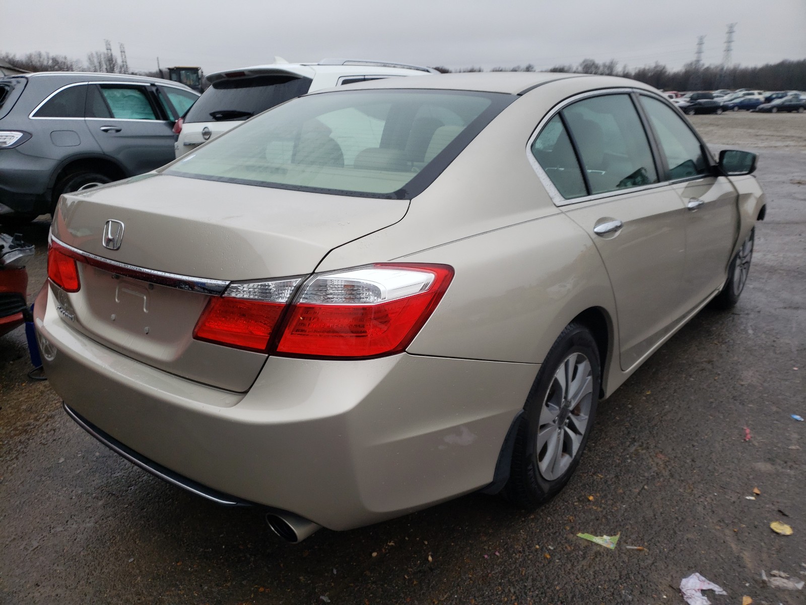 Photo 4 from auction – 2014 HONDA ACCORD LX with VIN 1HGCR2F35EA087963