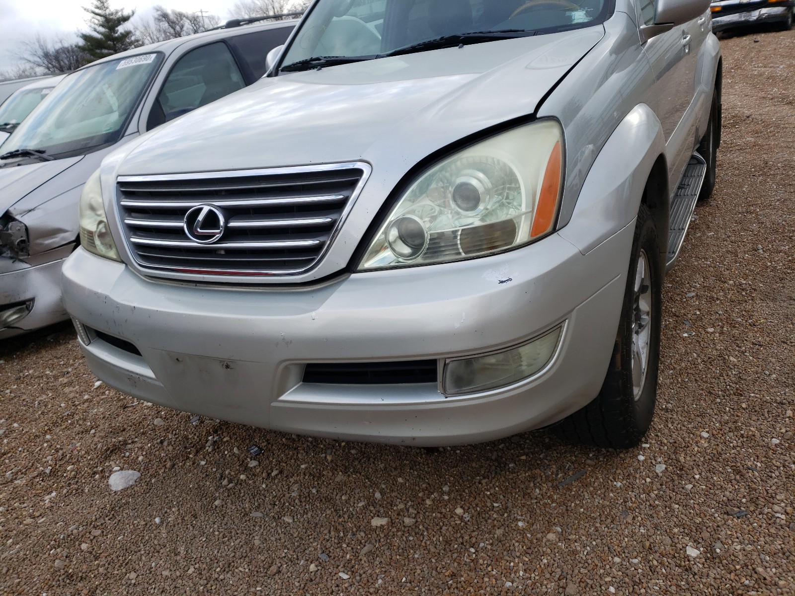 Photo 9 from auction – 2004 LEXUS GX 470 with VIN JTJBT20X740030544
