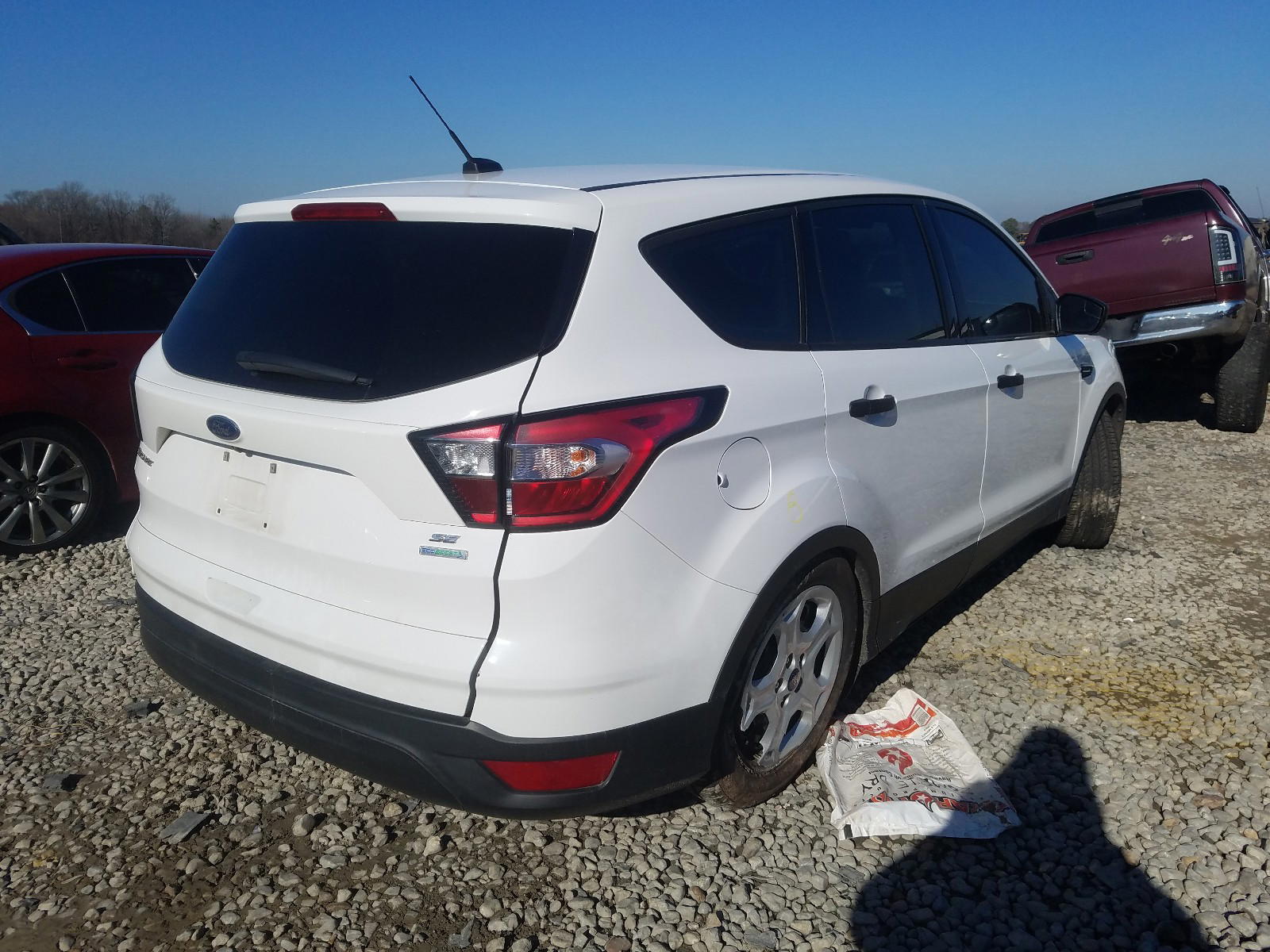 Photo 4 from auction – 2018 FORD ESCAPE S with VIN 1FMCU0F75JUB20386