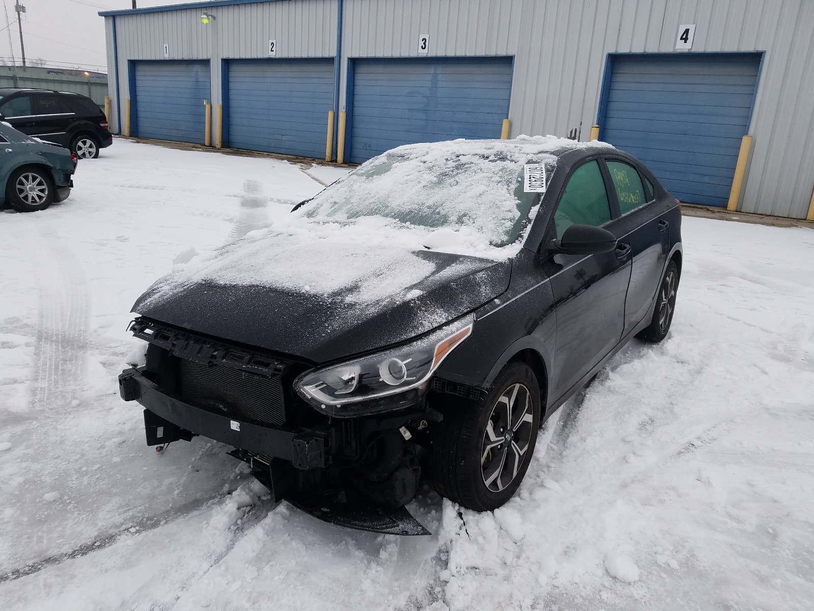 Photo 2 from auction – 2019 KIA FORTE FE with VIN 3KPF24AD4KE135179