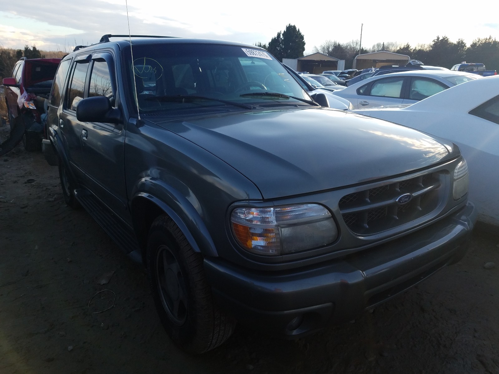 FORD EXPLORER L 2000 con VIN 1FMZU75E0YZB14477 - Foto de la subasta