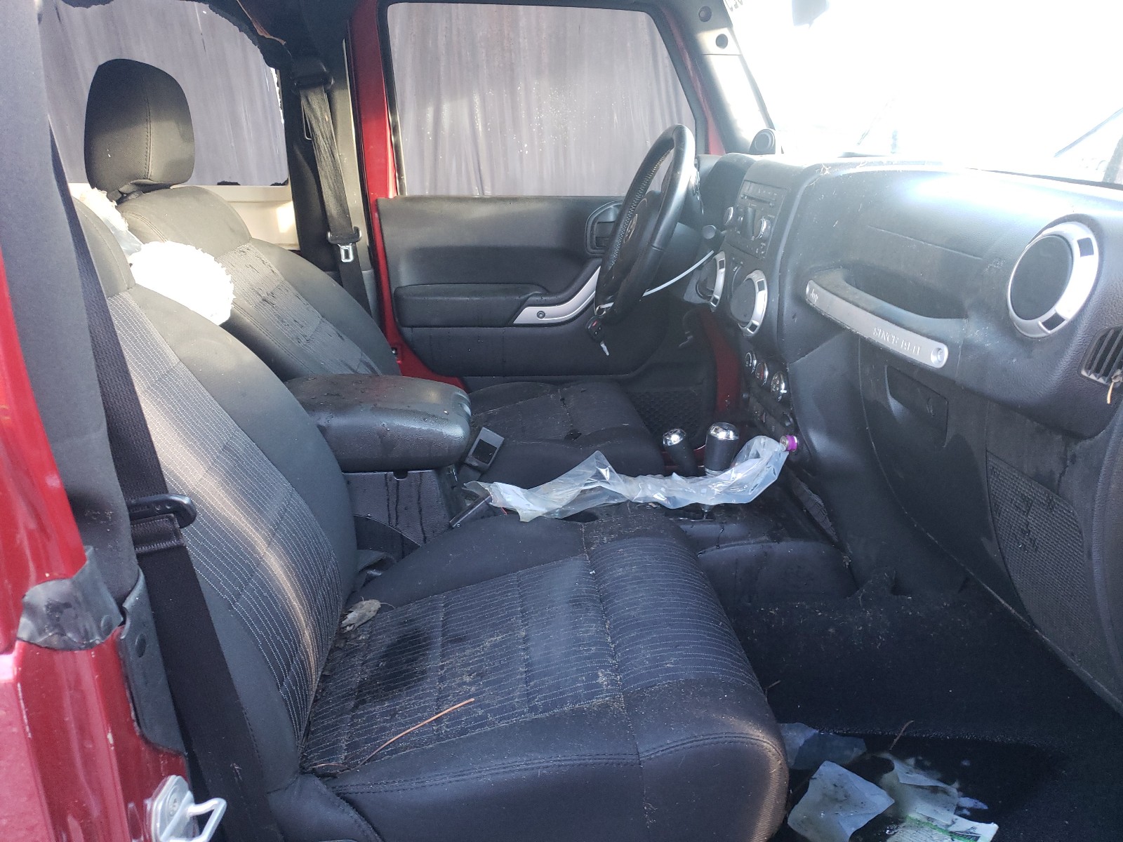 Фото 5 с аукциона – 2011 JEEP WRANGLER S с VIN 1J4AA5D15BL571982