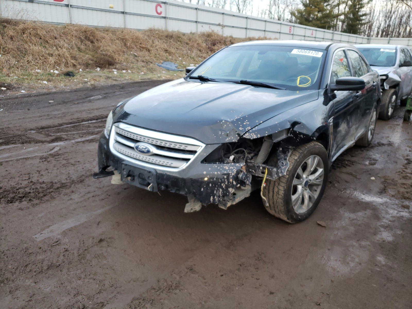 Photo 9 from auction – 2011 FORD TAURUS SEL with VIN 1FAHP2HW7BG156524