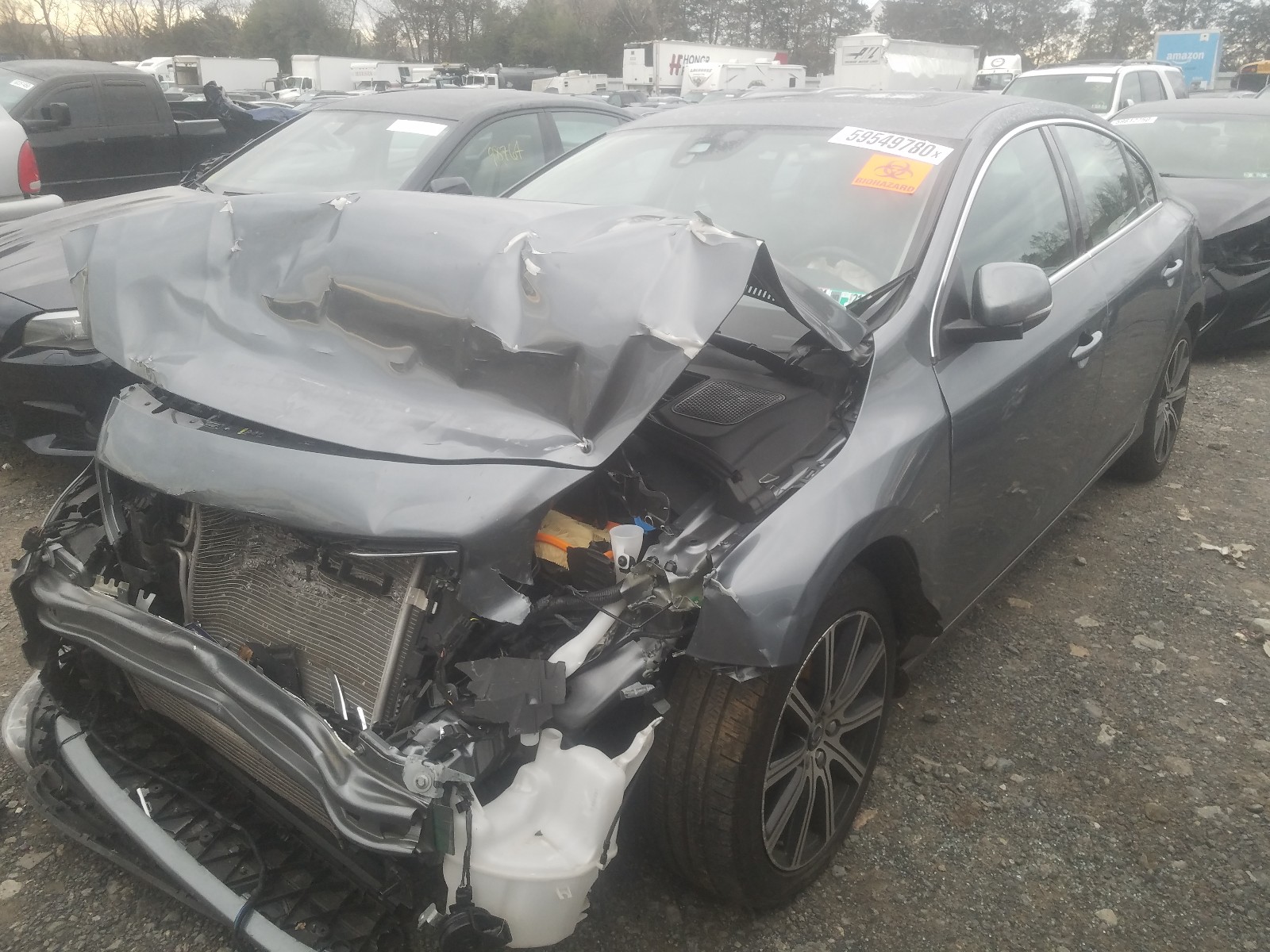 Photo 2 from auction – 2018 VOLVO S60 INSCRI with VIN LYV402TK8JB163851