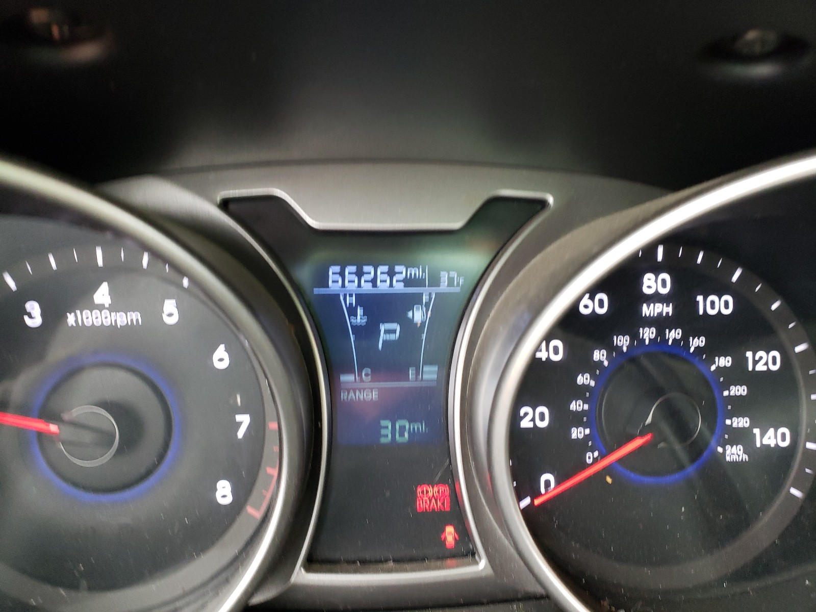 Photo 8 from auction – 2017 HYUNDAI VELOSTER with VIN KMHTC6AD4HU312797