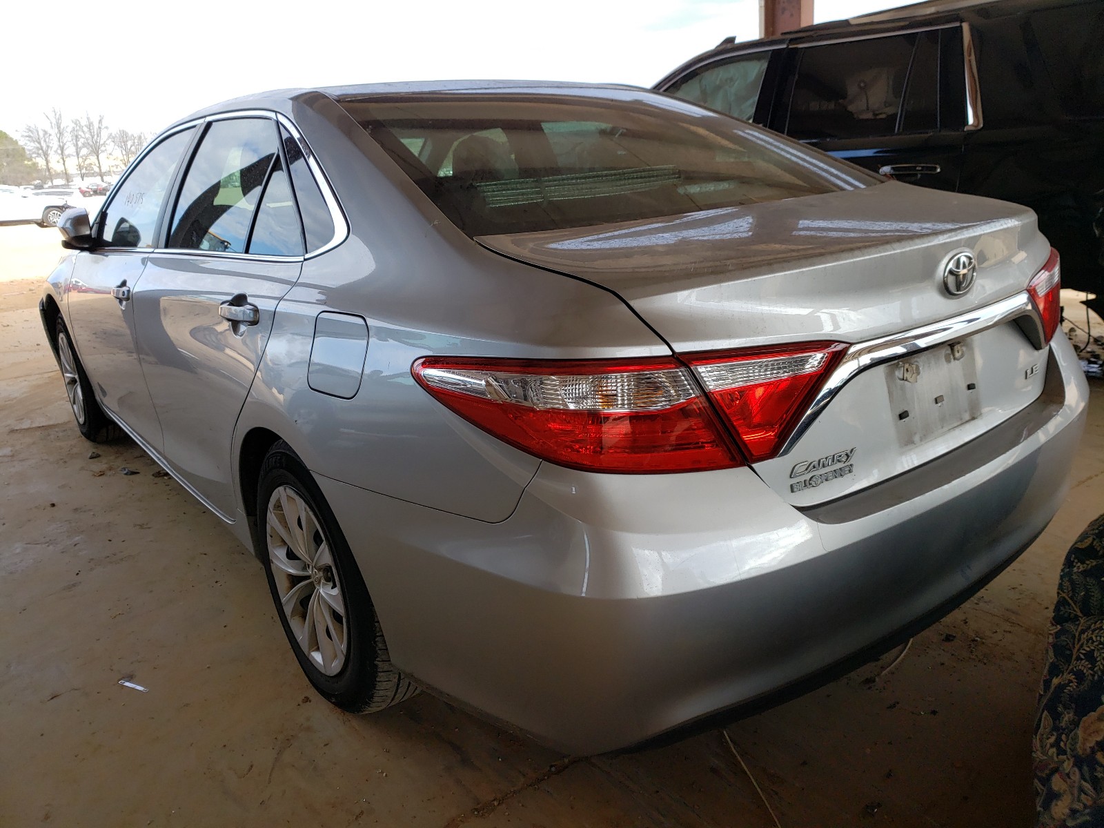 Photo 3 from auction – 2016 TOYOTA CAMRY LE with VIN 4T4BF1FKXGR560912