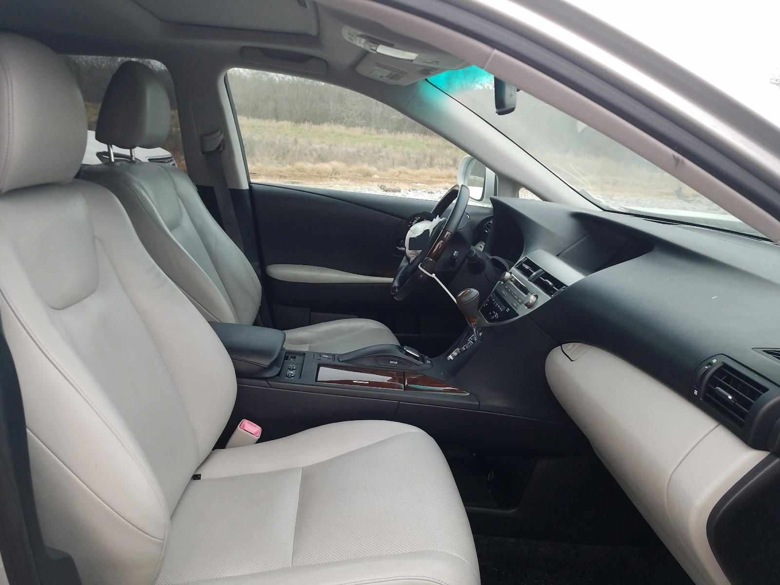 Photo 5 from auction – 2011 LEXUS RX 450 with VIN JTJBC1BA2B2039723