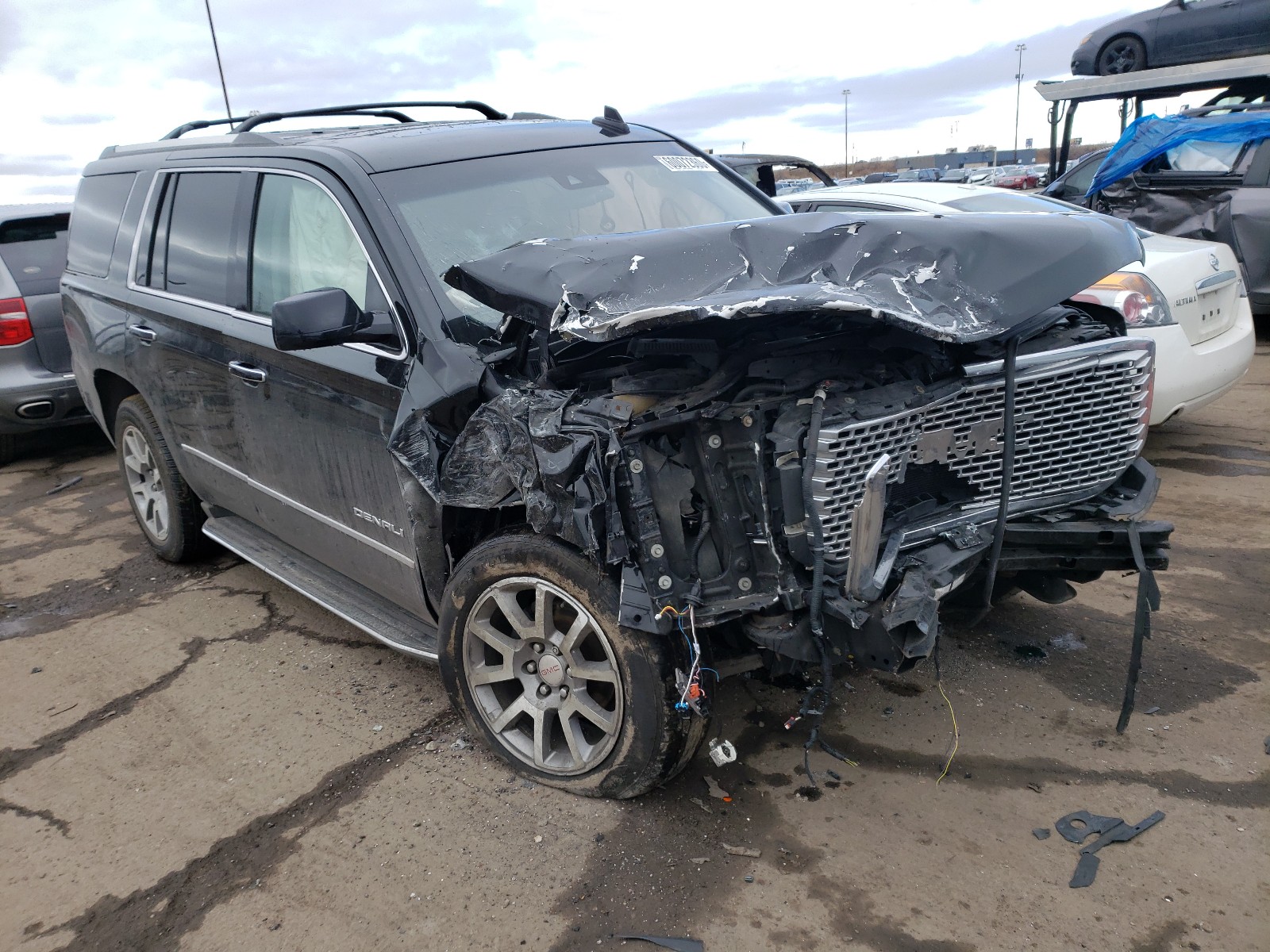 GMC YUKON DENA 2015 with VIN 1GKS2CKJ8FR700772 - Photo from auction