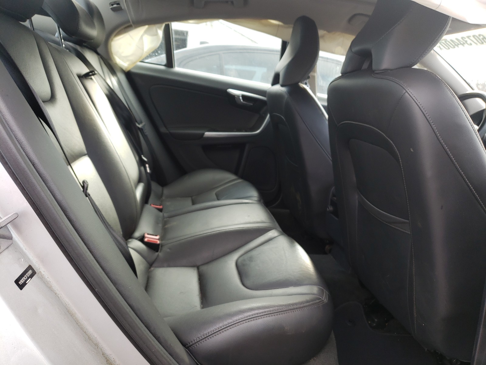 Photo 6 from auction – 2015 VOLVO S60 PREMIE with VIN YV1612TK3F1359999
