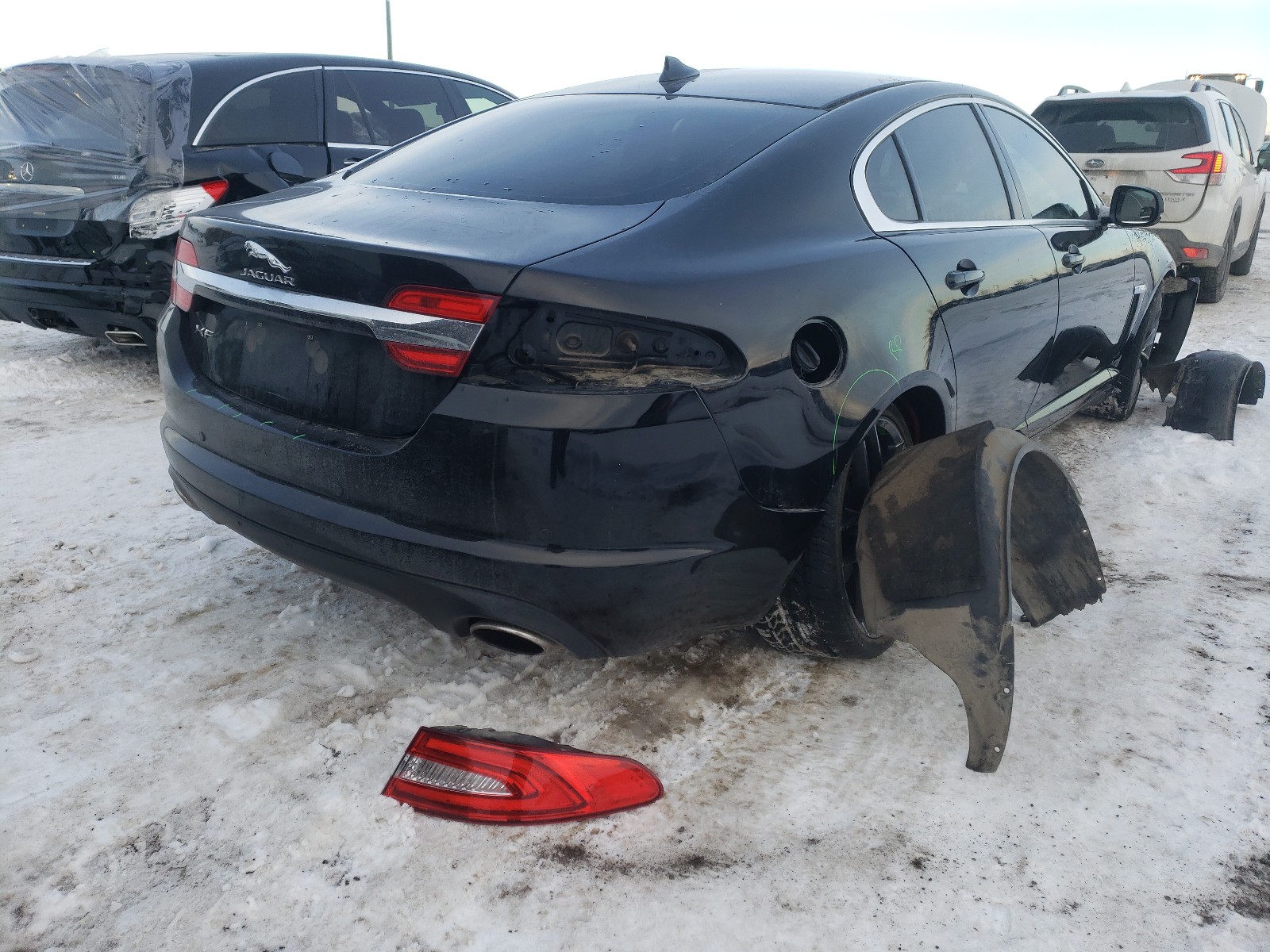 Zdjęcie 4 z aukcji – 2015 JAGUAR XF z VIN SAJXA0ESXFPU54568