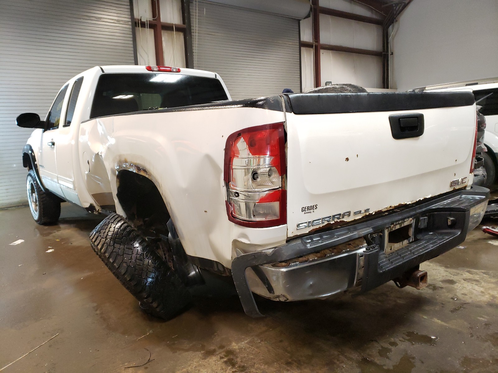Photo 3 from auction – 2008 GMC SIERRA K25 with VIN 1GTHK29K28E186717