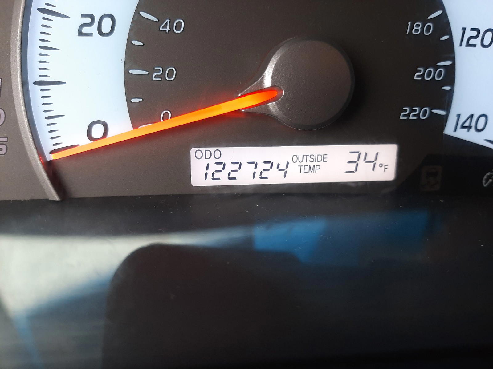 Photo 8 from auction – 2011 TOYOTA CAMRY BASE with VIN 4T1BF3EK3BU747960
