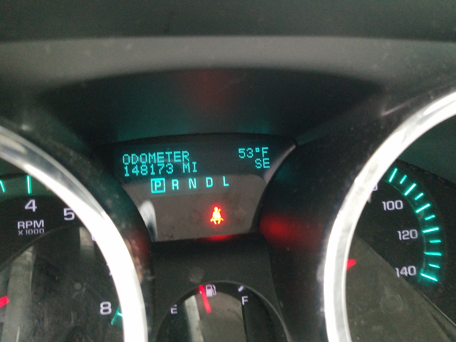 Photo 8 from auction – 2010 CHEVROLET TRAVERSE L with VIN 1GNLRFED4AJ250748