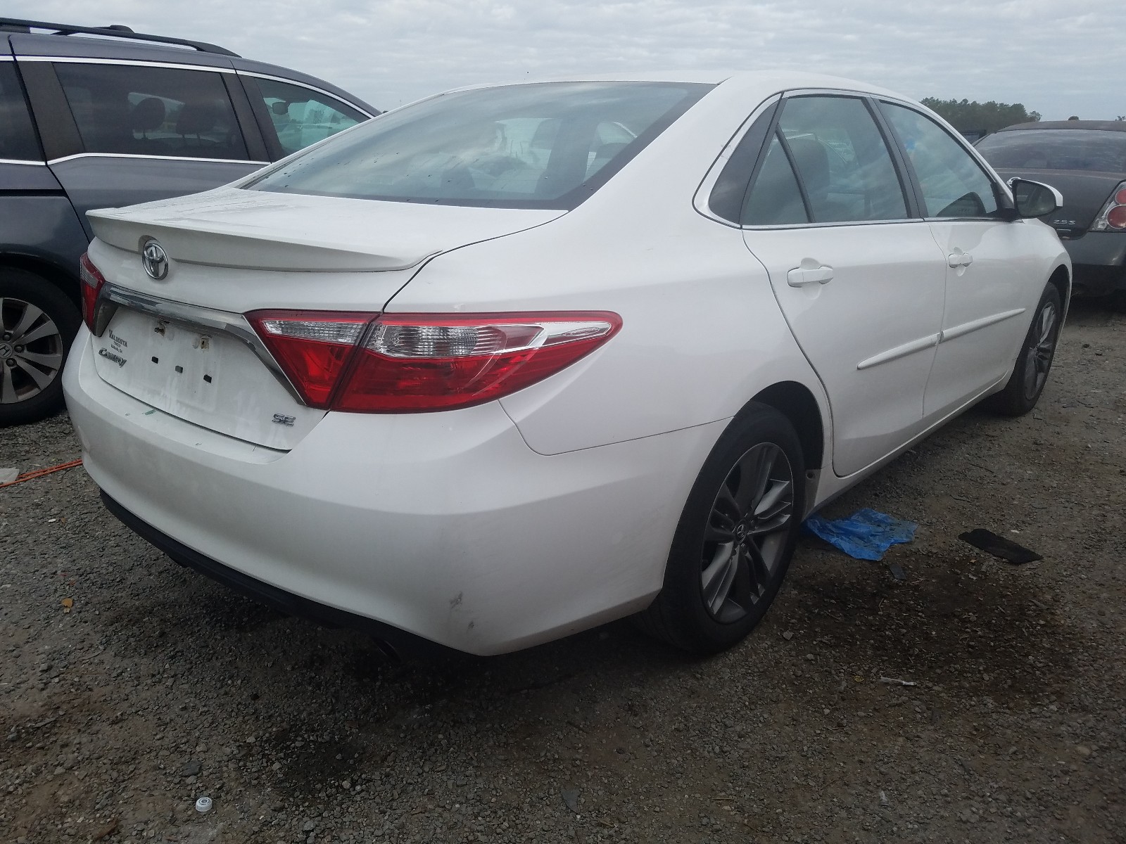 Photo 4 from auction – 2017 TOYOTA CAMRY LE with VIN 4T1BF1FK6HU311454