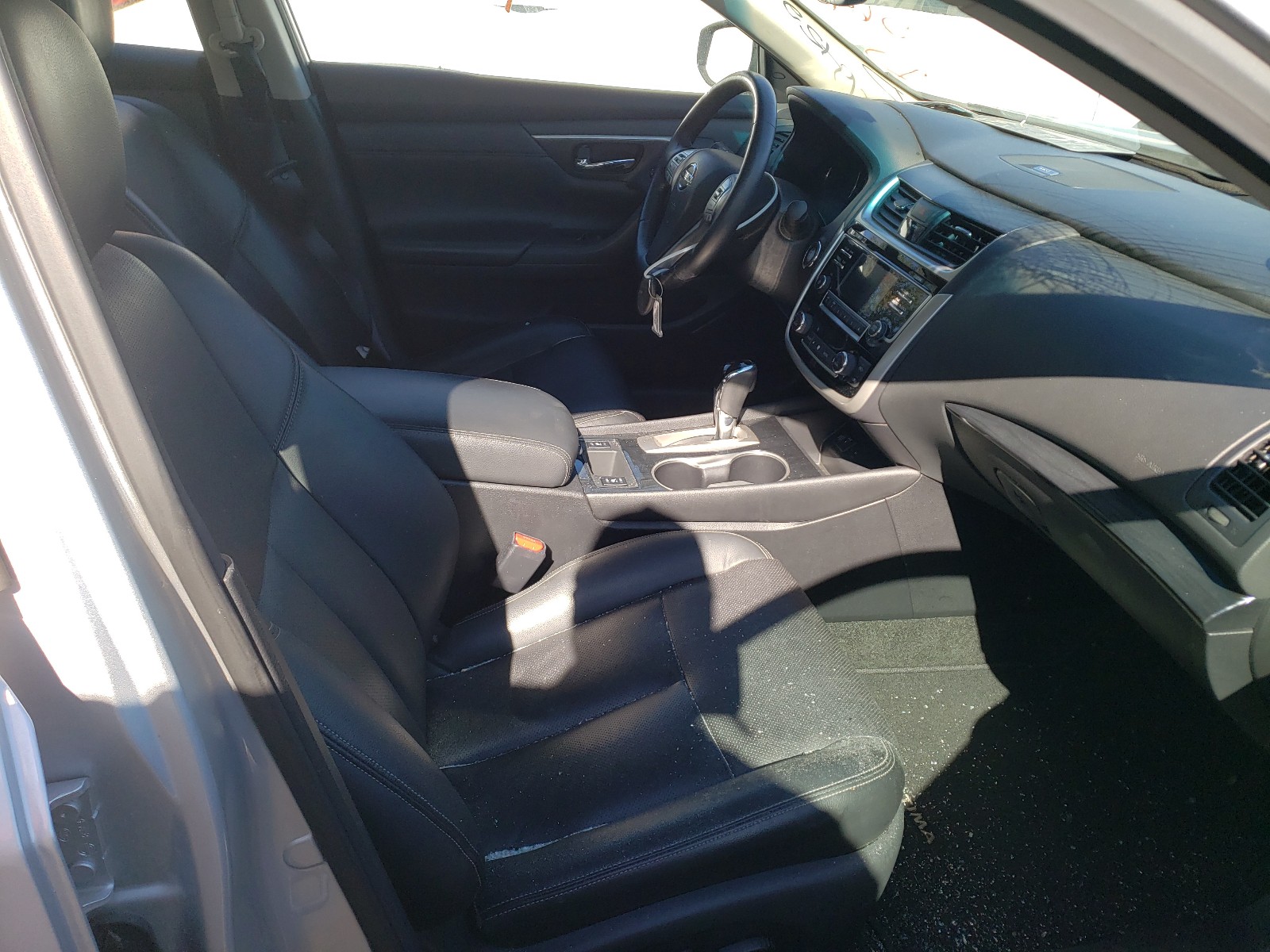Photo 5 from auction – 2018 NISSAN ALTIMA 2.5 with VIN 1N4AL3AP2JC264528