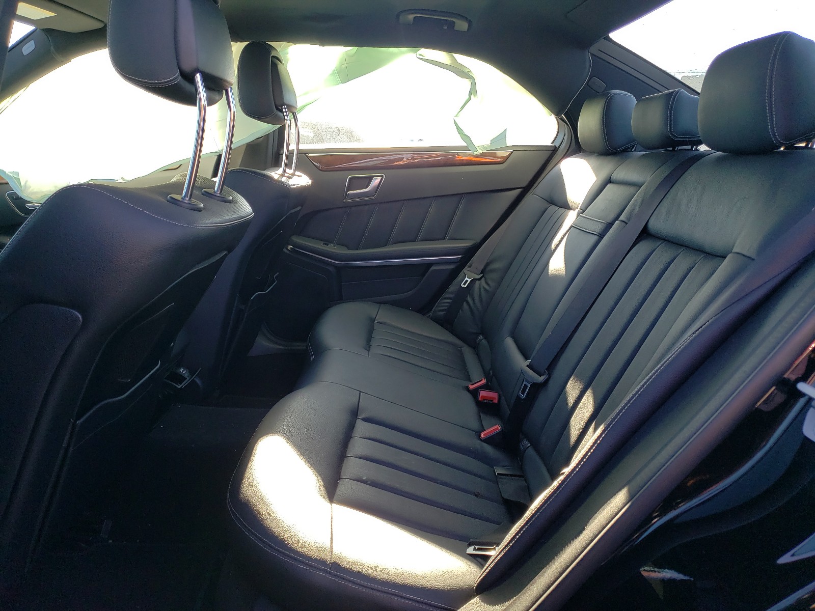 Photo 6 from auction – 2014 MERCEDES-BENZ E 550 4MAT with VIN WDDHF9BB0EA940942