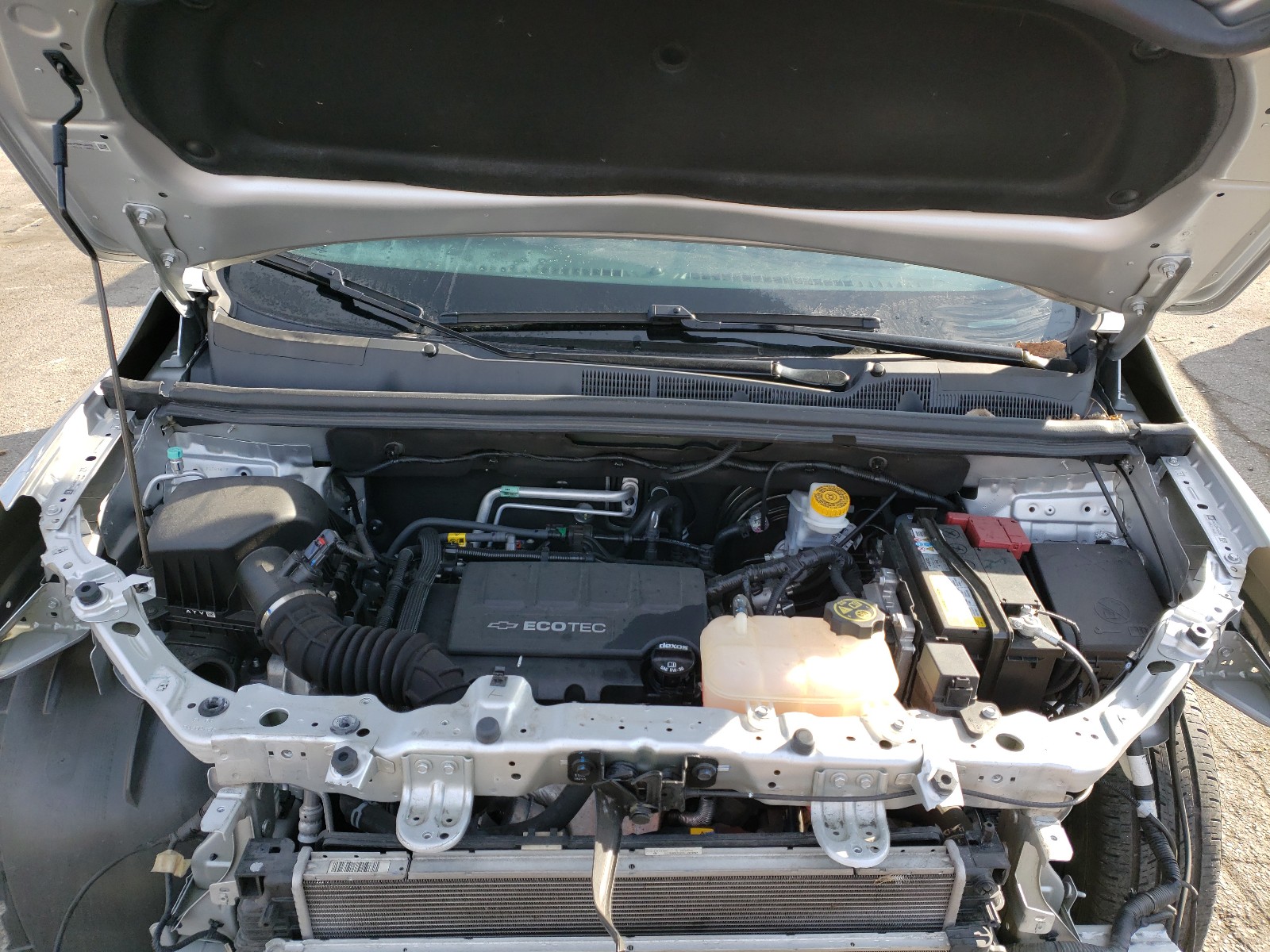 Photo 7 from auction – 2019 CHEVROLET TRAX LS with VIN 3GNCJKSB4KL164286