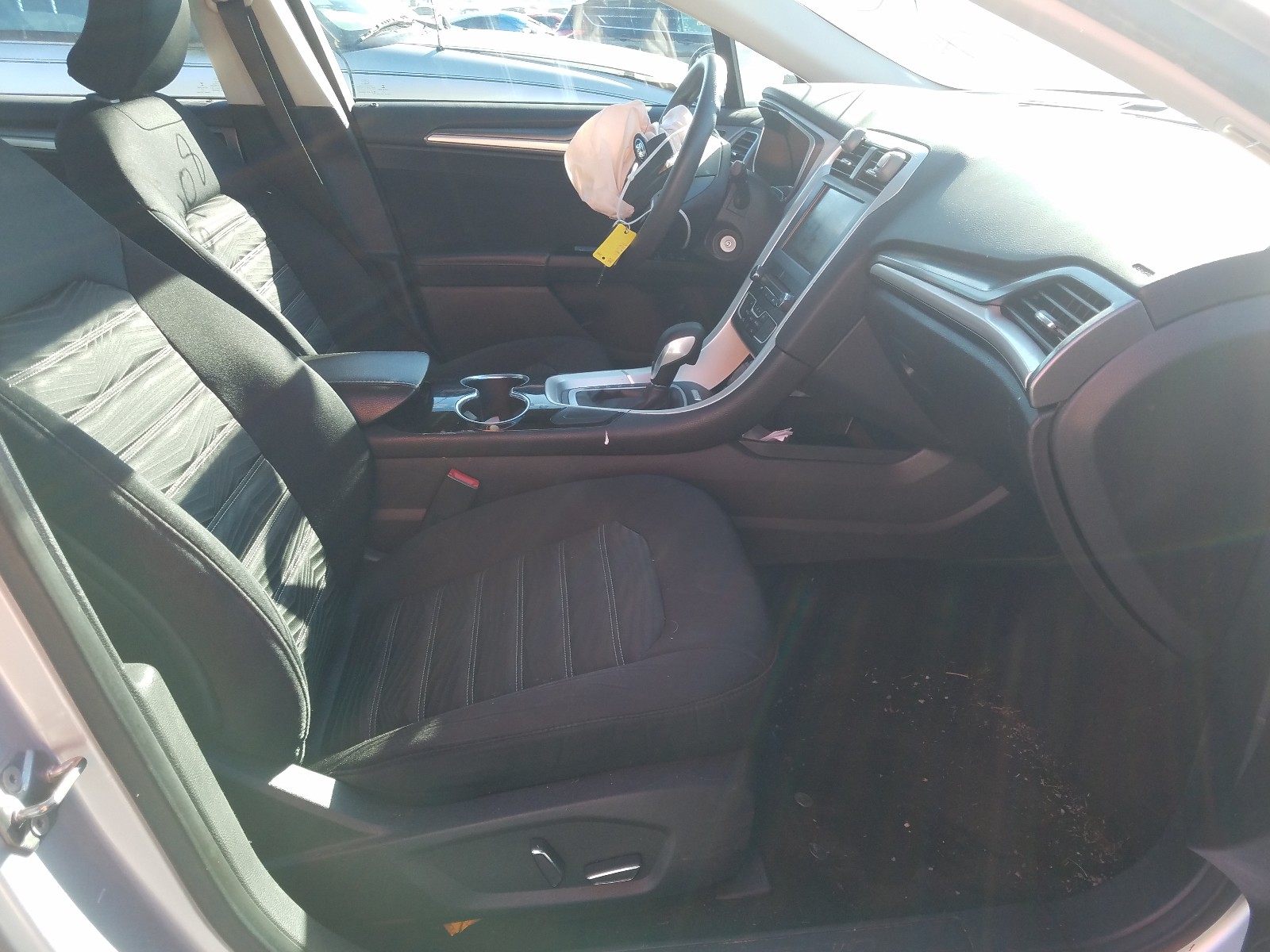 Photo 5 from auction – 2016 FORD FUSION SE with VIN 1FA6P0H79G5129865