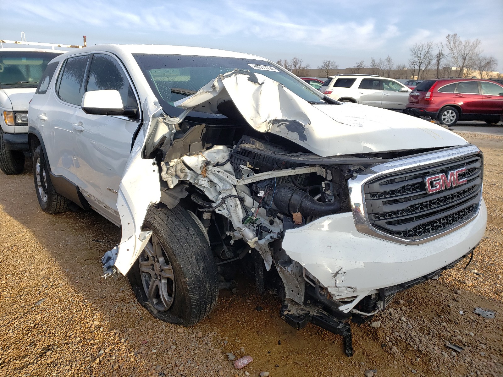 GMC ACADIA SLE 2017 with VIN 1GKKNKLA9HZ240573 - Photo from auction