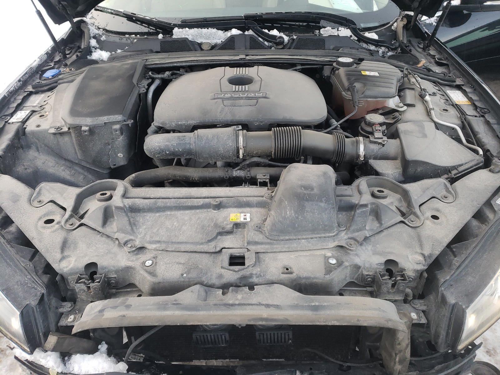 Photo 7 from auction – 2015 JAGUAR XF with VIN SAJXA0ESXFPU54568