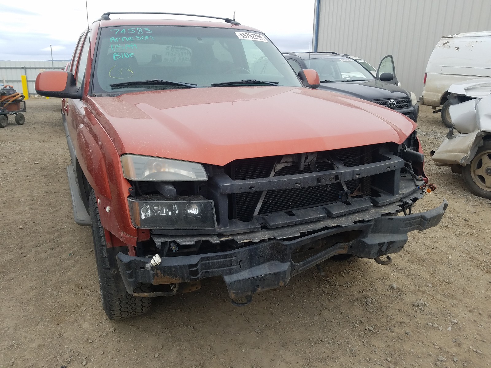 Photo 9 from auction – 2002 CHEVROLET AVALANCHE with VIN 3GNEK13T92G304915