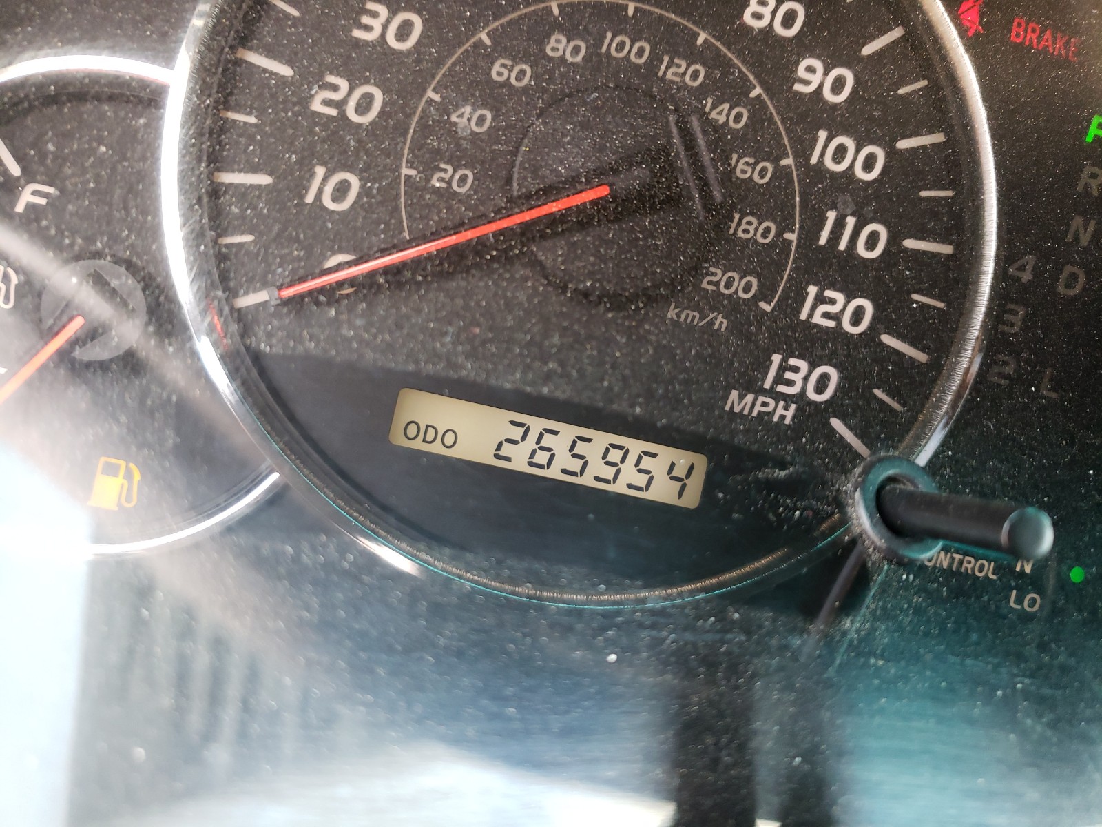 Photo 8 from auction – 2004 LEXUS GX 470 with VIN JTJBT20X740030544