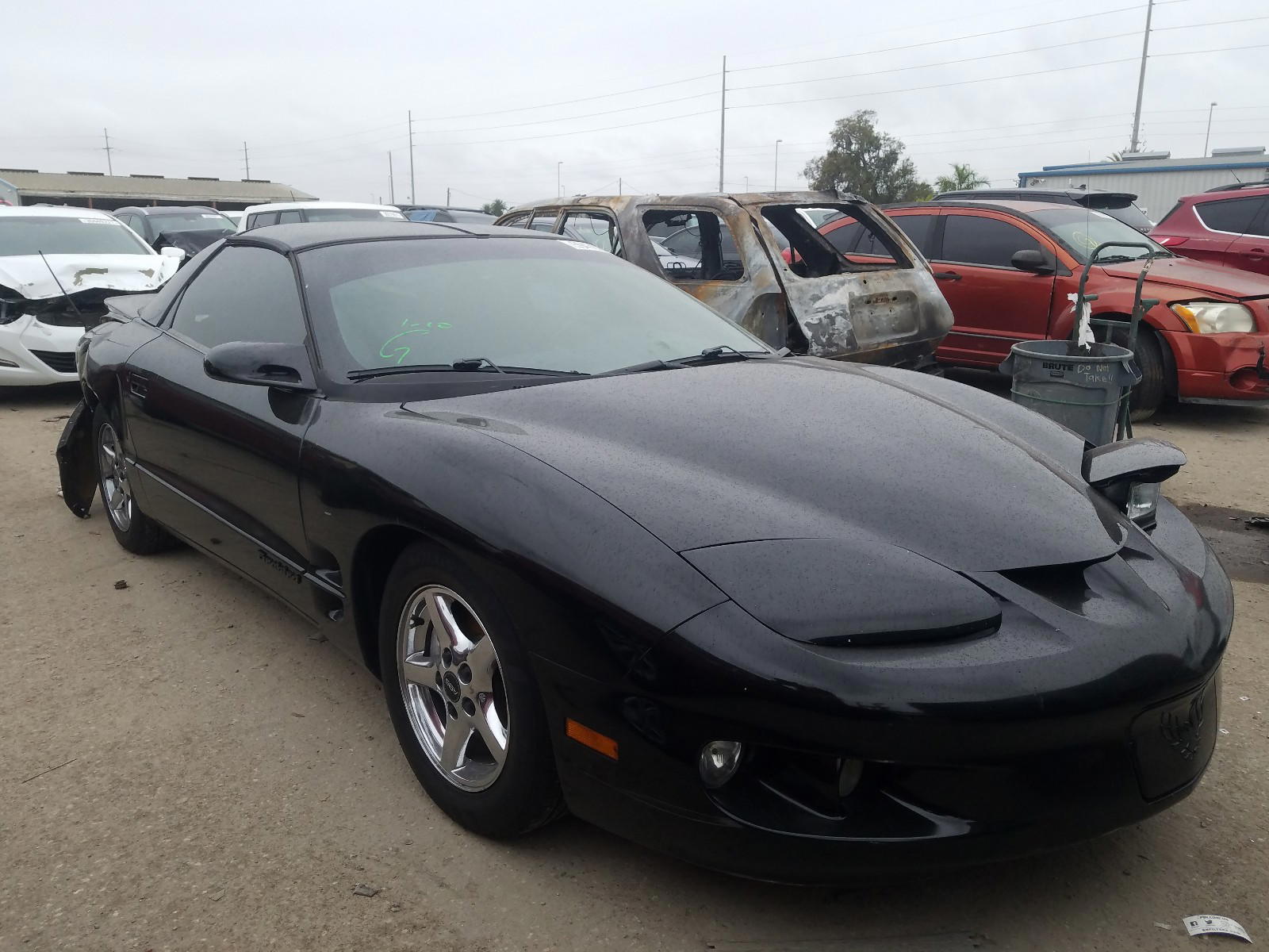 PONTIAC FIREBIRD 2002 with VIN 2G2FS22K122124458 - Photo from auction