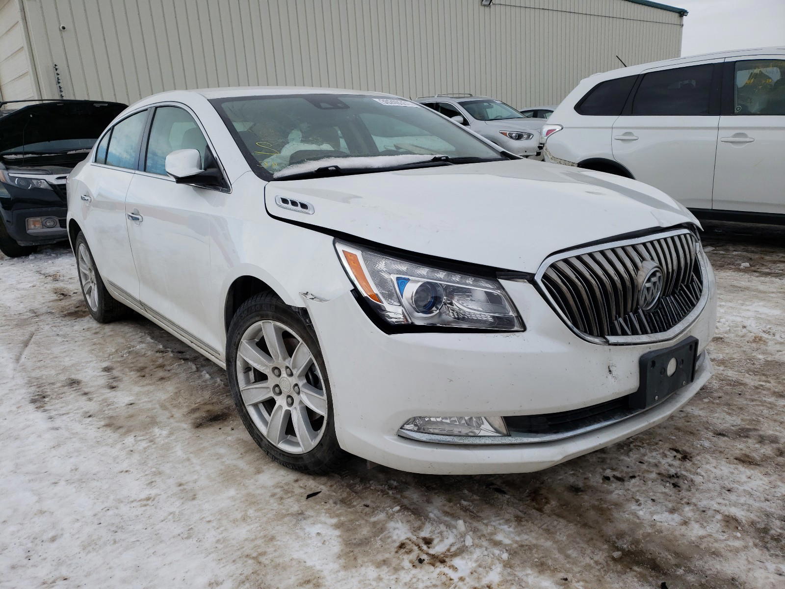 BUICK LACROSSE 2016 with VIN 1G4GC5G34GF259063 - Photo from auction