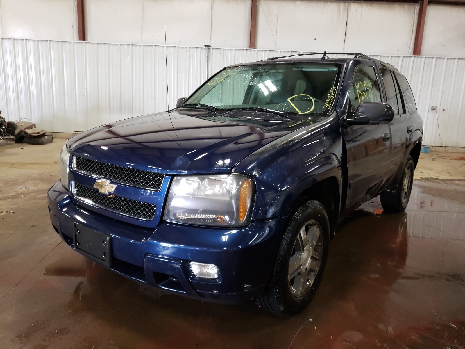 Photo 2 from auction – 2007 CHEVROLET TRAILBLAZE with VIN 1GNDT13S872155574