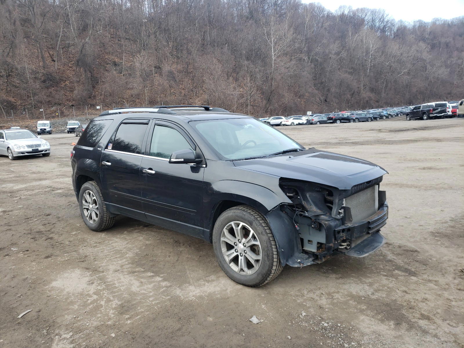 GMC ACADIA SLT 2015 with VIN 1GKKVRKD7FJ294566 - Photo from auction