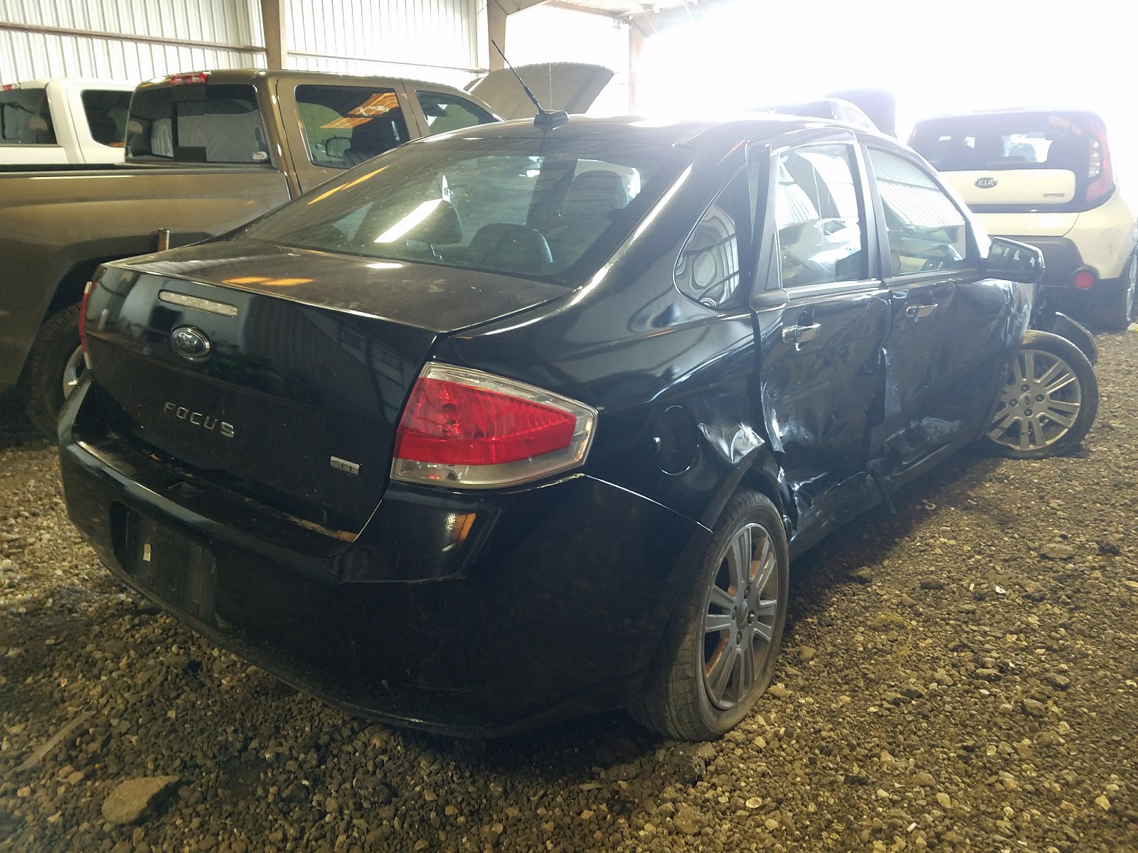 Photo 4 from auction – 2010 FORD FOCUS SEL with VIN 1FAHP3HN3AW225453