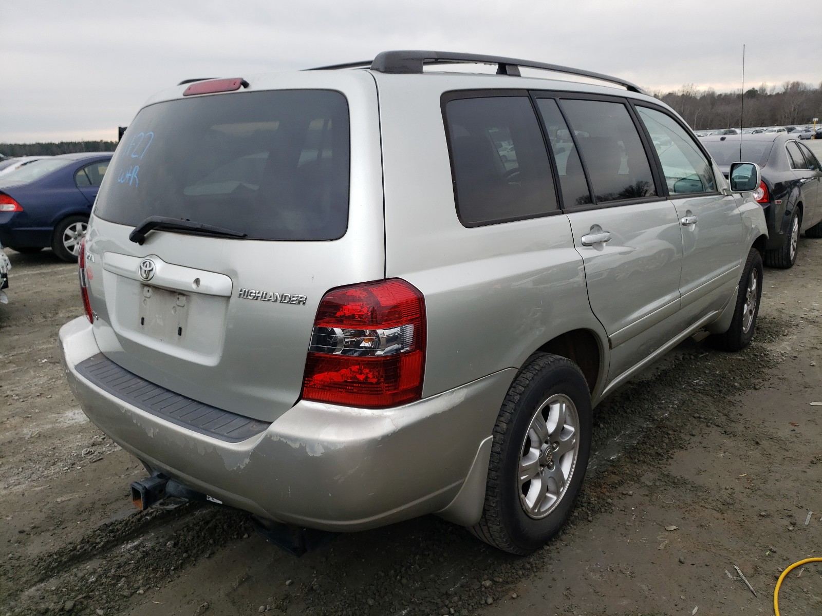 Foto 4 de la subasta – 2004 TOYOTA HIGHLANDER con VIN JTEDP21A140010988