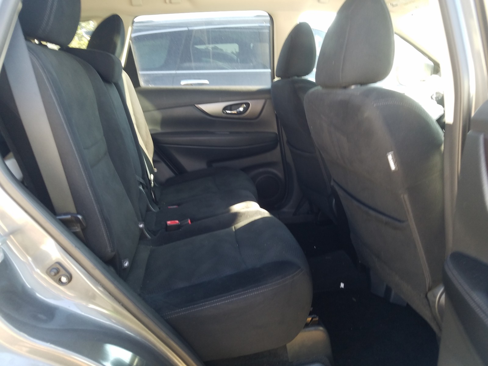 Photo 6 from auction – 2015 NISSAN ROGUE S with VIN 5N1AT2MT6FC906748