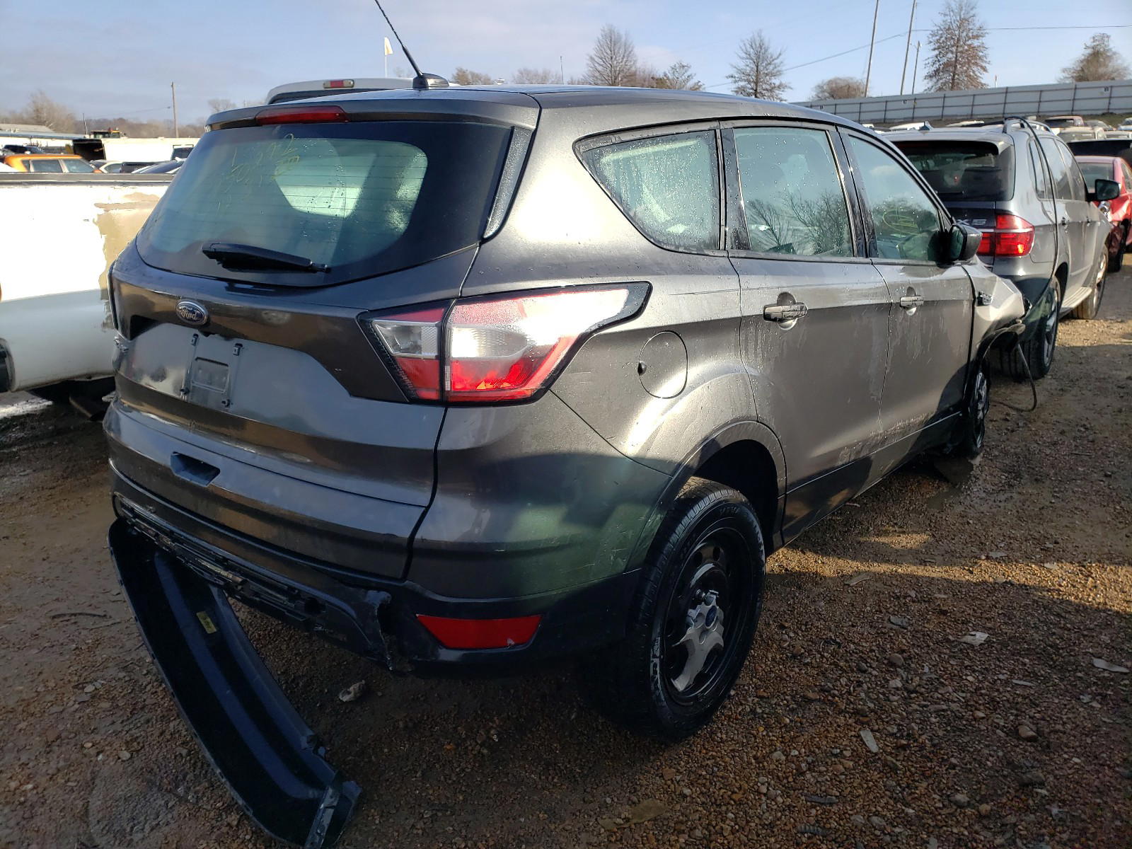 Photo 4 from auction – 2017 FORD ESCAPE S with VIN 1FMCU0F79HUC49628