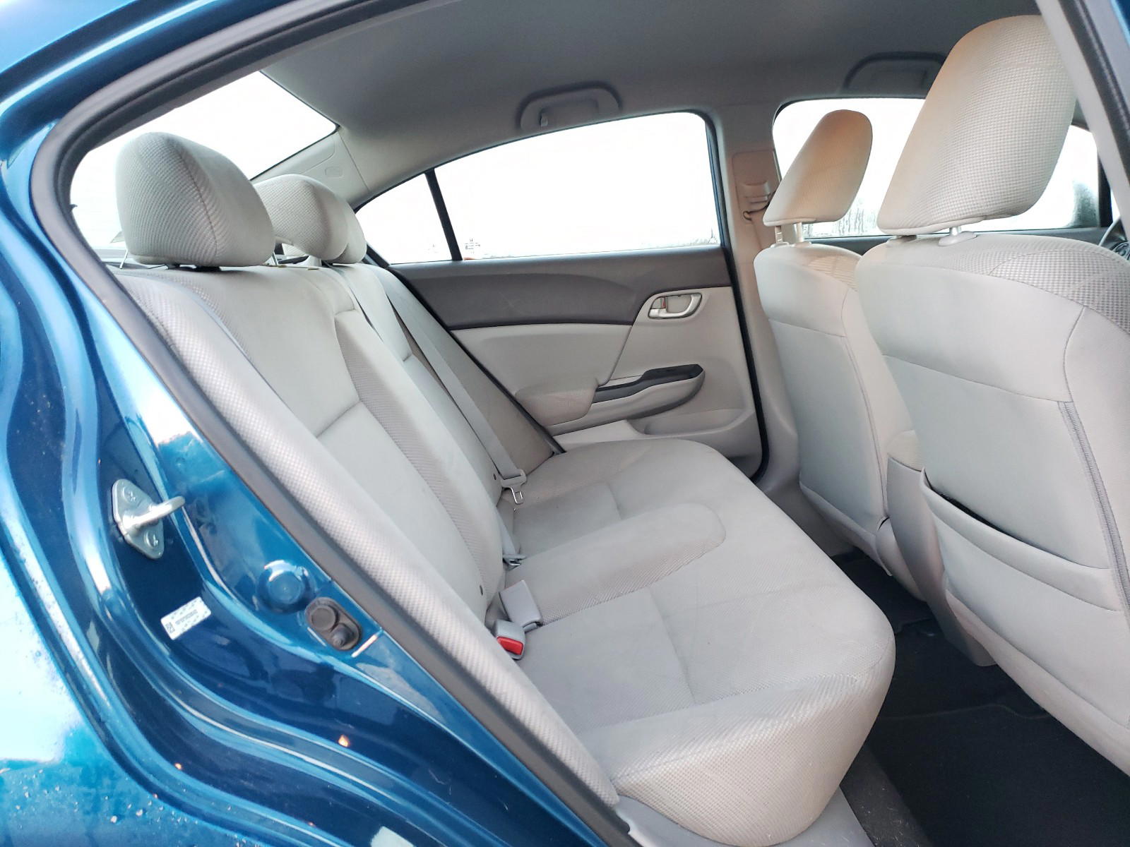 Photo 6 from auction – 2012 HONDA CIVIC LX with VIN 19XFB2F59CE060423