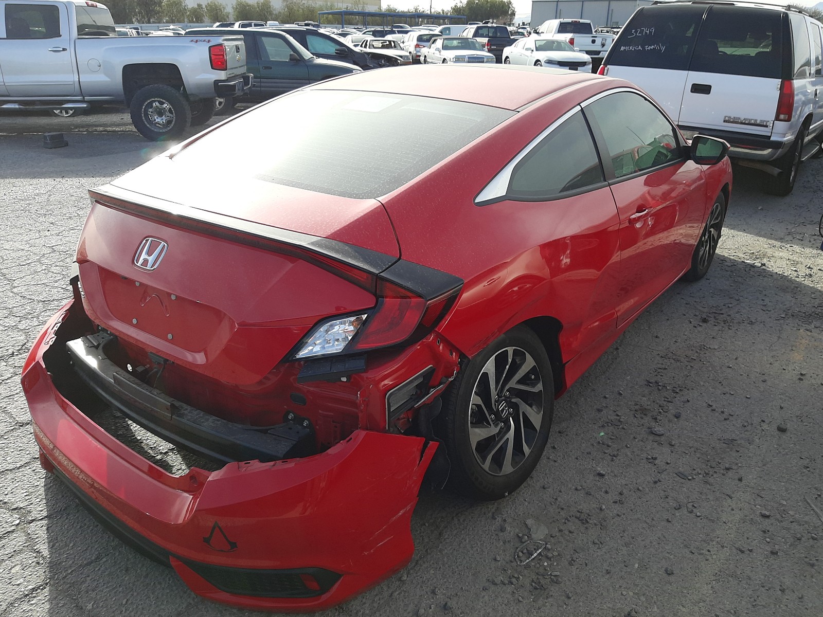 Photo 4 from auction – 2016 HONDA CIVIC LX with VIN 2HGFC4B00GH315670