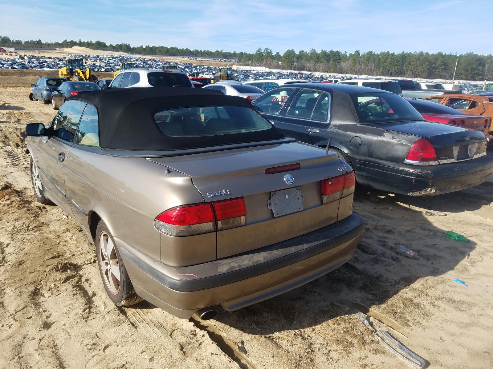 Photo 3 from auction – 2003 SAAB 9-3 SE with VIN YS3DF78K737005733